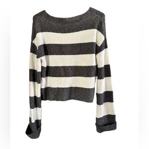 Kaisely grey and white striped sweater